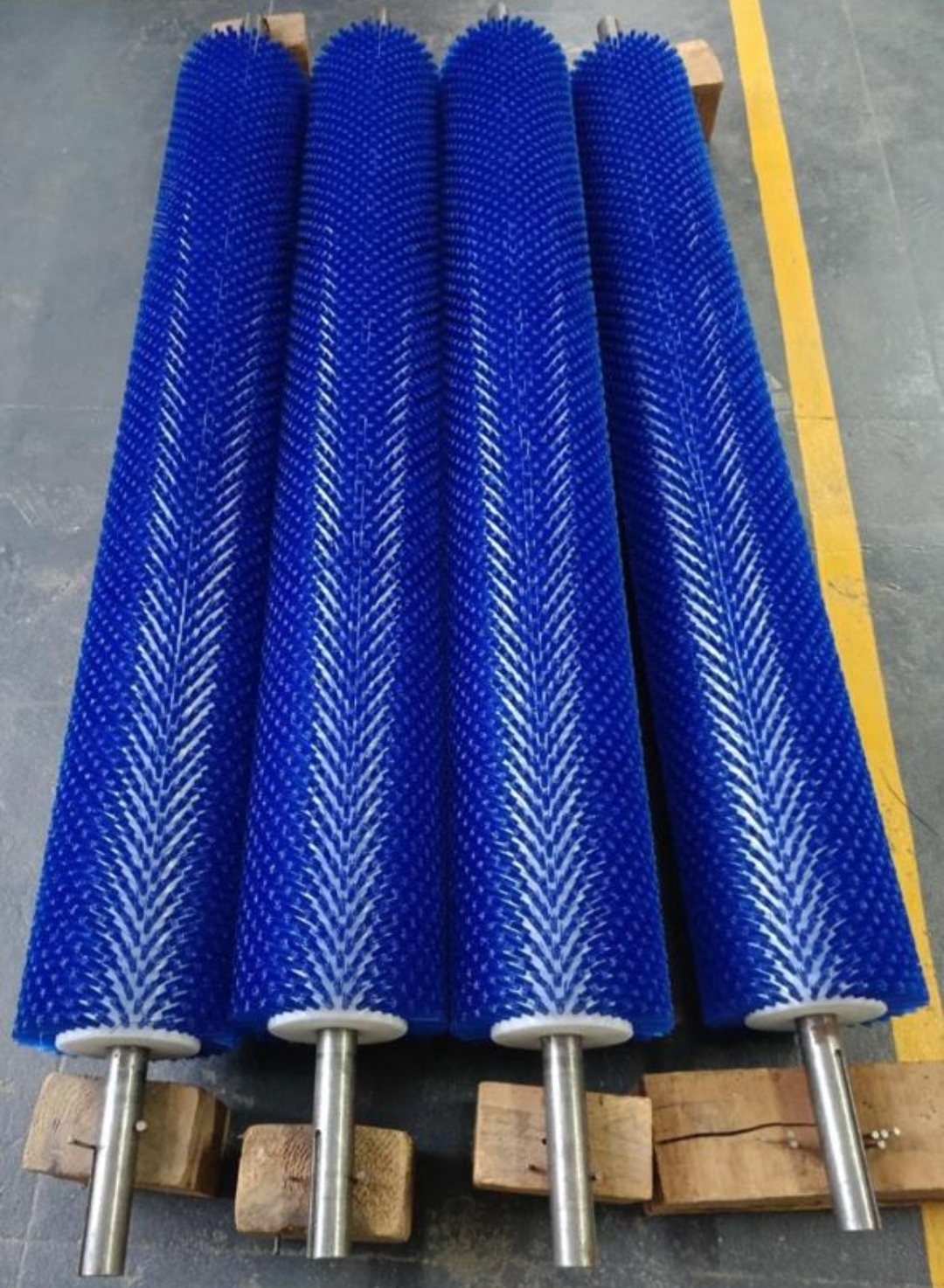 Nylon Roller Brush with Shaft